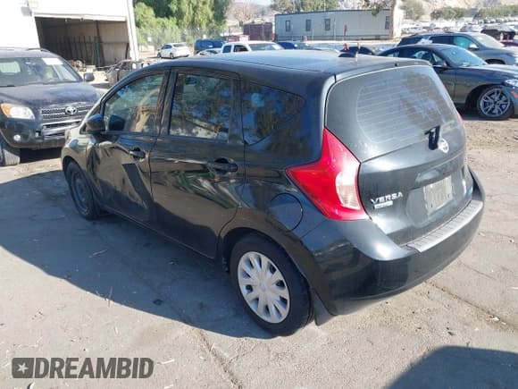 ✅ 2015 Nissan Note S • VIN: 3N1CE2CPXFL448859 • Lot: 43032191. Wystawiony na IAAI z przebiegiem 142 947 mil. Bezpłatny archiwum sprzedaży aukcyjnych z USA i szczegółowy raport historii pojazdu na DreamBid. Zdjęcie 3.