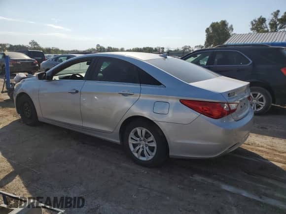 2013 Hyundai Sonata GLS with VIN 5NPEB4AC8DH541984, listed as a Copart auction lot 82596005 with 161,144 mi miles and Clean title. Bid and sale history available at DreamBid. Image 2.