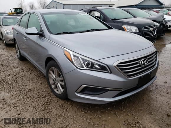 ✅ 2016 Hyundai Sonata SE • VIN: 5NPE24AF3GH331954 • Лот: 40533713. Опубликован ранее на Copart с пробегом 86 397 миль. Бесплатный доступ к архиву аукционных продаж из США и подробный отчёт об истории автомобиля на DreamBid. Изображение 4.