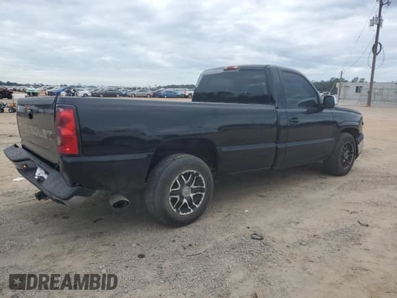 ✅ 2006 Chevrolet Silverado 1500 Work Truck • VIN: 3GCEC14X06G180109 • Lot: 82712855. Wystawiony na Copart z przebiegiem 218 933 mil. Bezpłatny archiwum sprzedaży aukcyjnych z USA i szczegółowy raport historii pojazdu na DreamBid. Zdjęcie 3.