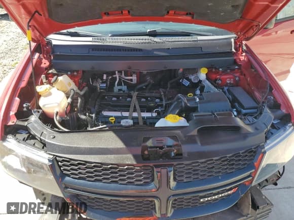 ✅ 2018 Dodge Journey SE • VIN: 3C4PDCAB3JT444272 • Лот: 70497295. Опубликован ранее на Copart с пробегом 73 732 миль. Бесплатный доступ к архиву аукционных продаж из США и подробный отчёт об истории автомобиля на DreamBid. Изображение 12.