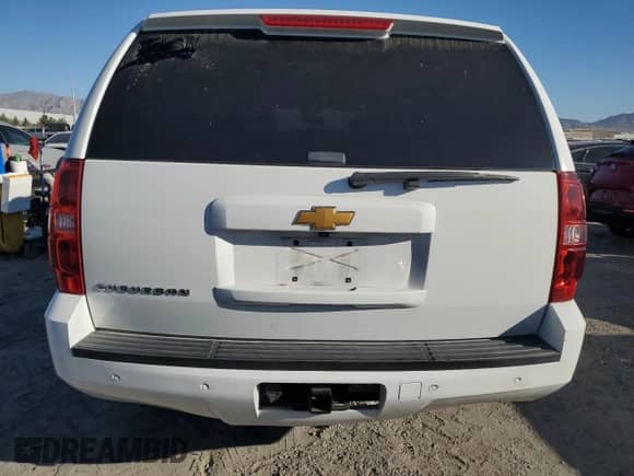 2014 Chevrolet Suburban LT z VIN 1GNSKJE70ER198068, wystawiony jako Copart lot #85145605 z przebiegiem 97 369 mil mil oraz Szkoda całkowita • Salvage title. Historia ofert i sprzedaży dostępna na DreamBid. Obrazek 6.