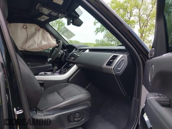 ✅ 2020 Land Rover Range Rover Sport HST • VIN: SALWS2RU7LA748953 • Lot: 42222356. Listed on IAAI with 63,325 mi. Free auction sales archive from the USA and detailed vehicle history report at DreamBid. Image 5.