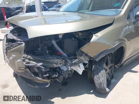 ✅ 2023 Subaru Ascent Onyx Limited • VIN: 4S4WMAKD3P3438522 • Lot: 42597083. Wystawiony na IAAI z przebiegiem 33 251 mil. Bezpłatny archiwum sprzedaży aukcyjnych z USA i szczegółowy raport historii pojazdu na DreamBid. Zdjęcie 6.