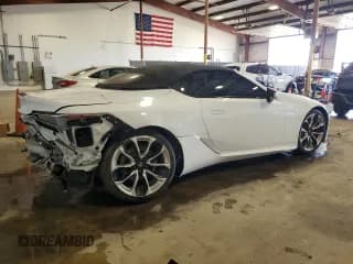 ✅ 2021 Lexus LC 500h • VIN: JTHKPAAY8MA101333 • Lot: 56131275. Wystawiony na Copart z przebiegiem 58 084 mil. Bezpłatny archiwum sprzedaży aukcyjnych z USA i szczegółowy raport historii pojazdu na DreamBid. Zdjęcie 3.