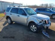 ✅ 2010 Ford Escape XLT • VIN: 1FMCU9DG2AKD31564 • Lot: 43765813. Wystawiony na IAAI z przebiegiem 140 483 mil. Bezpłatny archiwum sprzedaży aukcyjnych z USA i szczegółowy raport historii pojazdu na DreamBid. Zdjęcie 1.