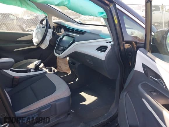 ✅ 2021 Chevrolet Bolt EV LT • VIN: 1G1FY6S04M4107806 • Lot: 41767562. Wystawiony na IAAI z przebiegiem 43 415 mil. Bezpłatny archiwum sprzedaży aukcyjnych z USA i szczegółowy raport historii pojazdu na DreamBid. Zdjęcie 5.