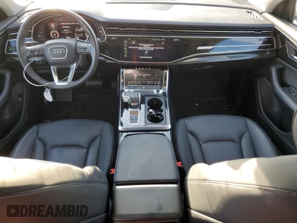 ✅ 2021 Audi Q8 Premium Plus • VIN: WA1BVAF1XMD005456 • Лот: 74460904. Опубликован ранее на Copart с пробегом 24 854 миль. Бесплатный доступ к архиву аукционных продаж из США и подробный отчёт об истории автомобиля на DreamBid. Изображение 8.