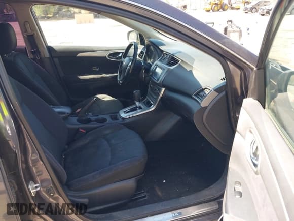 ✅ 2013 Nissan Sentra SV • VIN: 3N1AB7AP0DL691979 • Lot: 43032744. Wystawiony na IAAI z przebiegiem 160 959 mil. Bezpłatny archiwum sprzedaży aukcyjnych z USA i szczegółowy raport historii pojazdu na DreamBid. Zdjęcie 5.