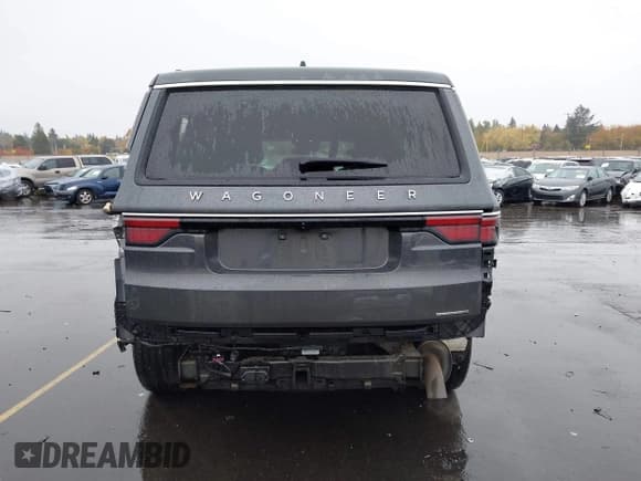 ✅ 2024 Jeep Wagoneer Series II • VIN: 1C4SJVBP9RS168735 • Lot: 43609207. Wystawiony na IAAI z przebiegiem 36 975 mil. Bezpłatny archiwum sprzedaży aukcyjnych z USA i szczegółowy raport historii pojazdu na DreamBid. Zdjęcie 17.