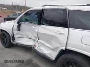 ✅ 2018 Jeep Grand Cherokee Limited • VIN: 1C4RJEBG3JC268939 • Lot: 41559253. Listed on IAAI with 162,354 mi. Free auction sales archive from the USA and detailed vehicle history report at DreamBid. Image 17.