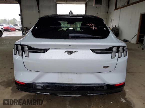 ✅ 2022 Ford Mustang Mach-E California Route 1 • VIN: 3FMTK2R7XNMA29881 • Лот: 49802714. Опубликован ранее на Copart с пробегом 23 471 миль. Бесплатный доступ к архиву аукционных продаж из США и подробный отчёт об истории автомобиля на DreamBid. Изображение 6.