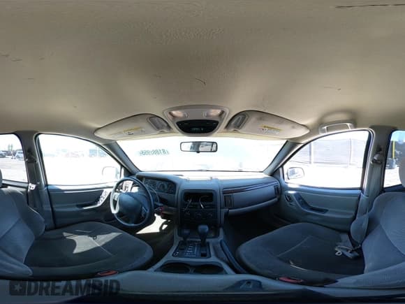 ✅ 2000 Jeep Grand Cherokee Laredo • VIN: 1J4GW48S9YC171439 • Лот: 81863955. Опубликован ранее на Copart с пробегом 124 121 миль. Бесплатный доступ к архиву аукционных продаж из США и подробный отчёт об истории автомобиля на DreamBid. Изображение 15.