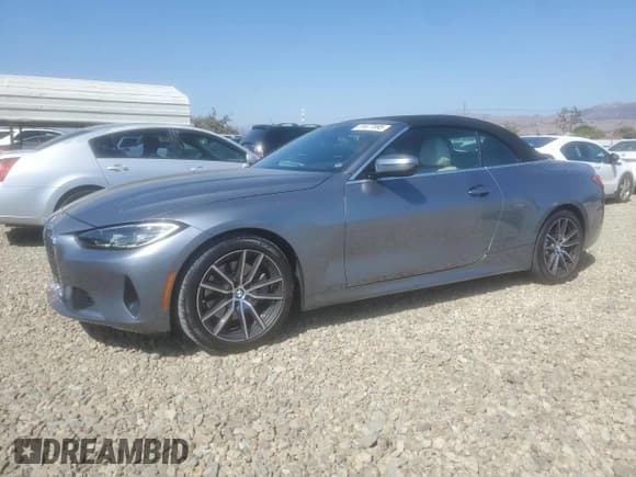 ✅ 2022 BMW 4 Series 430i • VIN: WBA23AT06NCJ63496 • Лот: 81677695. Опубликован ранее на Copart с пробегом 18 422 миль. Бесплатный доступ к архиву аукционных продаж из США и подробный отчёт об истории автомобиля на DreamBid. Изображение 1.