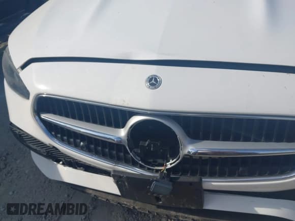 ✅ 2025 Mercedes-Benz C 300 • VIN: W1KAF4HBXSR269353 • Lot: 42755346. Listed on IAAI with 2,684 mi. Free auction sales archive from the USA and detailed vehicle history report at DreamBid. Image 20.