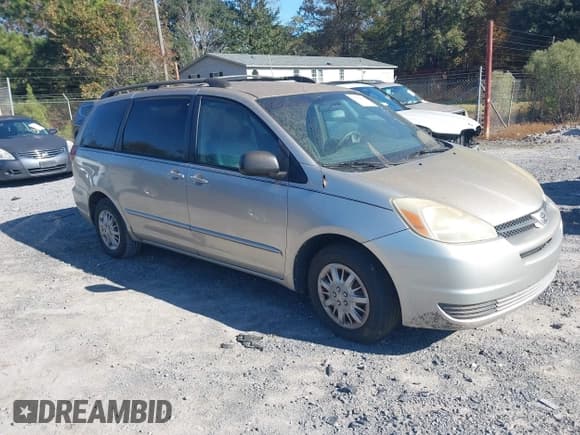 ✅ 2004 Toyota Sienna CE • VIN: 5TDZA23C04S199494 • Лот: 43687983. Опубликован ранее на IAAI с пробегом 259 595 миль. Бесплатный доступ к архиву аукционных продаж из США и подробный отчёт об истории автомобиля на DreamBid. Изображение 1.