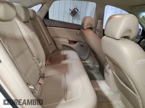 2006 Hyundai Azera SE с VIN KMHFC46F96A136033, выставлен на аукционе Copart как лот 53430715 с пробегом Не указан миль и Списание • Salvage title. История ставок и продаж доступна на DreamBid. Изображение 10.