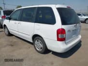 ✅ 2001 Mazda MPV DX • VIN: JM3LW28G110171521 • Лот: 42605107. Опубликован ранее на IAAI с пробегом 225 655 миль. Бесплатный доступ к архиву аукционных продаж из США и подробный отчёт об истории автомобиля на DreamBid. Изображение 3.