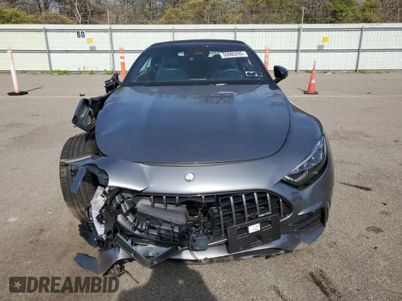 ✅ 2025 Mercedes-Benz SL 43 AMG • VIN: W1KVK5AB1SF022897 • Lot: 55986295. Wystawiony na Copart z przebiegiem 1 141 mil. Bezpłatny archiwum sprzedaży aukcyjnych z USA i szczegółowy raport historii pojazdu na DreamBid. Zdjęcie 5.