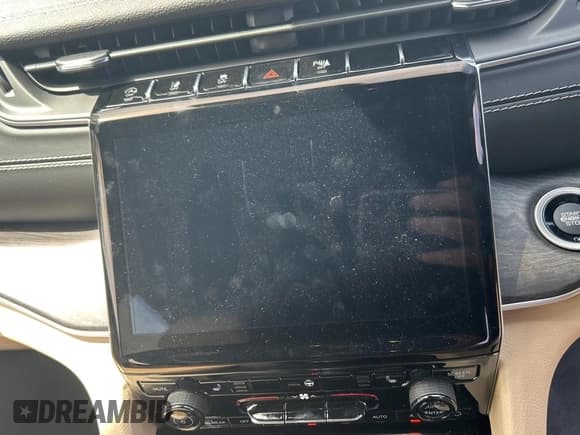 ✅ 2023 Jeep Grand Cherokee • VIN: 1C4RJKKG8P8100286 • Lot: 67448565. Listed on Copart with 36 mi. Free auction sales archive from the USA and detailed vehicle history report at DreamBid. Image 11.