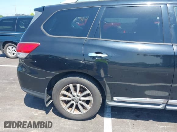 ✅ 2014 Nissan Pathfinder SV • VIN: 5N1AR2MN2EC704326 • Lot: 42576283. Listed on IAAI with 168,074 mi. Free auction sales archive from the USA and detailed vehicle history report at DreamBid. Image 6.
