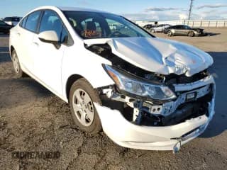 ✅ 2017 Chevrolet Cruze LS • VIN: 1G1BC5SM6H7269208 • Lot: 66910232. Listed on Copart with 59,910 mi. Free auction sales archive from the USA and detailed vehicle history report at DreamBid. Image 1.