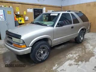 2003 Chevrolet Blazer LS с VIN 1GNCS18X13K145014, выставлен на аукционе Copart как лот 80925074 с пробегом 205 401 миль миль и Чистый • Clean title. История ставок и продаж доступна на DreamBid. Изображение 1.