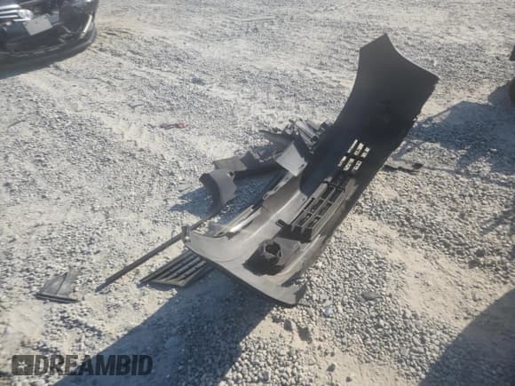 ✅ 2010 Nissan Versa 1.6 • VIN: 3N1CC1AP5AL378778 • Lot: 80443585. Listed on Copart with 181,887 mi. Free auction sales archive from the USA and detailed vehicle history report at DreamBid. Image 12.