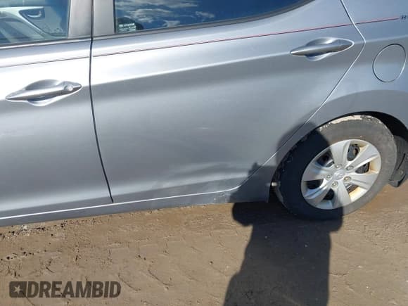 ✅ 2016 Hyundai Elantra SE • VIN: 5NPDH4AE0GH664856 • Lot: 43589845. Listed on IAAI with 159,288 mi. Free auction sales archive from the USA and detailed vehicle history report at DreamBid. Image 6.