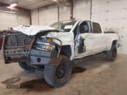 ✅ 2017 Chevrolet Silverado 2500HD LT • VIN: 1GC1KVEY0HF201240 • Lot: 43529703. Wystawiony na IAAI z przebiegiem 208 294 mil. Bezpłatny archiwum sprzedaży aukcyjnych z USA i szczegółowy raport historii pojazdu na DreamBid. Zdjęcie 2.