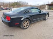 ✅ 2005 Ford Mustang Deluxe • VIN: 1ZVFT80N155258398 • Lot: 43896100. Listed on IAAI with 157,001 mi. Free auction sales archive from the USA and detailed vehicle history report at DreamBid. Image 4.