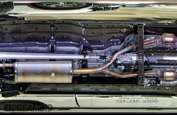 ✅ 2025 Toyota Tundra Limited Hybrid • VIN: 5TFWC5DB8SX088929 • Лот: 48190455. Опубликован ранее на Copart с пробегом 1 342 миль. Бесплатный доступ к архиву аукционных продаж из США и подробный отчёт об истории автомобиля на DreamBid. Изображение 14.