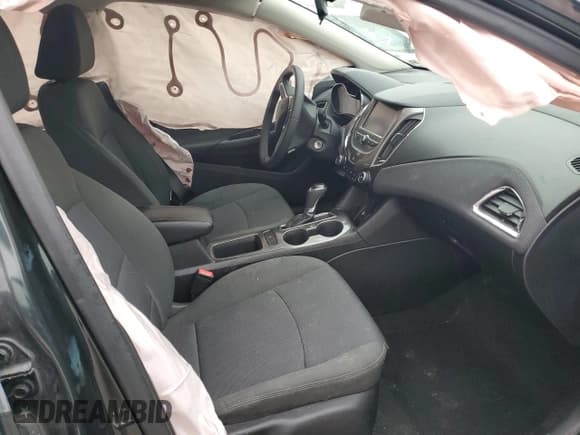 ✅ 2018 Chevrolet Cruze LT • VIN: 1G1BE5SM7J7145805 • Lot: 90533425. Listed on Copart with Not provided. Free auction sales archive from the USA and detailed vehicle history report at DreamBid. Image 7.