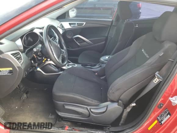 2016 Hyundai Veloster с VIN KMHTC6AD5GU277525, выставлен на аукционе Copart как лот 66564993 с пробегом 141 248 миль миль и . История ставок и продаж доступна на DreamBid. Изображение 7.