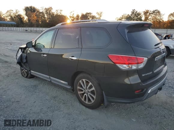 ✅ 2015 Nissan Pathfinder SV • VIN: 5N1AR2MN9FC669320 • Lot: 90938315. Listed on Copart with 171,788 mi. Free auction sales archive from the USA and detailed vehicle history report at DreamBid. Image 2.