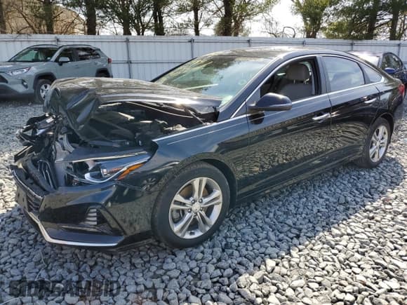 ✅ 2018 Hyundai Sonata Limited • VIN: 5NPE34AF0JH612484 • Lot: 43501873. Listed on Copart with 41,779 mi. Free auction sales archive from the USA and detailed vehicle history report at DreamBid. Image 1.