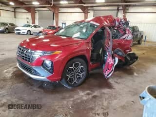 2022 Hyundai Tucson N Line z VIN KM8JFCAE1NU169065, wystawiony jako Copart lot #84655095 z przebiegiem Nie podano mil oraz Nie do naprawy • Non repairable. Historia ofert i sprzedaży dostępna na DreamBid. Obrazek 1.