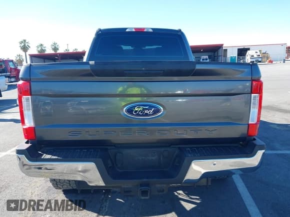 ✅ 2017 Ford F-250 Lariat • VIN: 1FT7W2BT3HED68154 • Лот: 42782791. Опубликован ранее на IAAI с пробегом 69 429 миль. Бесплатный доступ к архиву аукционных продаж из США и подробный отчёт об истории автомобиля на DreamBid. Изображение 16.