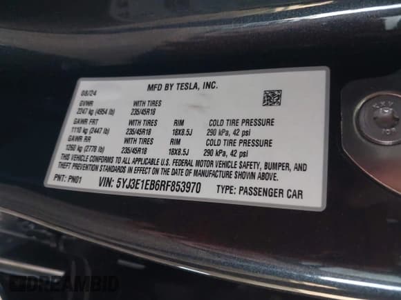✅ 2024 Tesla Model 3 Long Range • VIN: 5YJ3E1EB6RF853970 • Lot: 41964473. Wystawiony na IAAI z przebiegiem 11 909 mil. Bezpłatny archiwum sprzedaży aukcyjnych z USA i szczegółowy raport historii pojazdu na DreamBid. Zdjęcie 9.