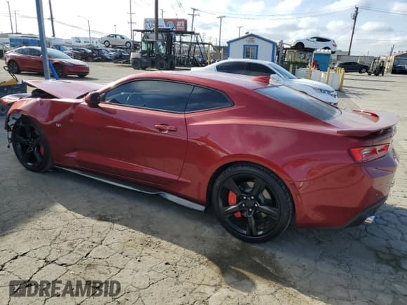 ✅ 2018 Chevrolet Camaro 2SS • VIN: 1G1FH1R70J0102272 • Lot: 81921935. Listed on Copart with 82,322 mi. Free auction sales archive from the USA and detailed vehicle history report at DreamBid. Image 2.