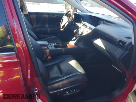 ✅ 2010 Lexus RX 350 • VIN: 2T2BK1BA7AC065235 • Lot: 43748697. Wystawiony na IAAI z przebiegiem 159 328 mil. Bezpłatny archiwum sprzedaży aukcyjnych z USA i szczegółowy raport historii pojazdu na DreamBid. Zdjęcie 5.