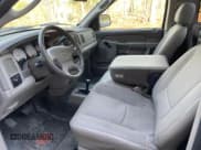 ✅ 2003 Dodge 1500 ST • VIN: 1D7HU16D43J613721 • Лот: 50630245. Опубликован ранее на Copart с пробегом 83 641 миль. Бесплатный доступ к архиву аукционных продаж из США и подробный отчёт об истории автомобиля на DreamBid. Изображение 6.