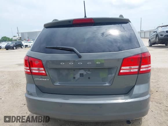 ✅ 2020 Dodge Journey SE Value • VIN: 3C4PDCAB3LT275163 • Лот: 42345142. Опубликован ранее на IAAI с пробегом 97 470 миль. Бесплатный доступ к архиву аукционных продаж из США и подробный отчёт об истории автомобиля на DreamBid. Изображение 16.