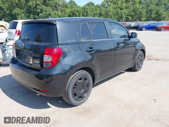 ✅ 2008 Scion xD • VIN: JTKKU10488J027662 • Lot: 42929997. Wystawiony na IAAI z przebiegiem 129 640 mil. Bezpłatny archiwum sprzedaży aukcyjnych z USA i szczegółowy raport historii pojazdu na DreamBid. Zdjęcie 4.