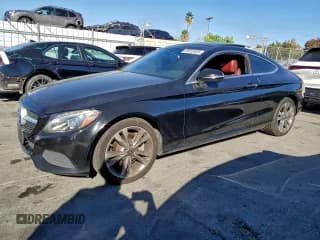 ✅ 2018 Mercedes-Benz C 300 • VIN: WDDWJ4JB7JF628558 • Lot: 95453525. Wystawiony na Copart z przebiegiem 166 454 mil. Bezpłatny archiwum sprzedaży aukcyjnych z USA i szczegółowy raport historii pojazdu na DreamBid. Zdjęcie 1.