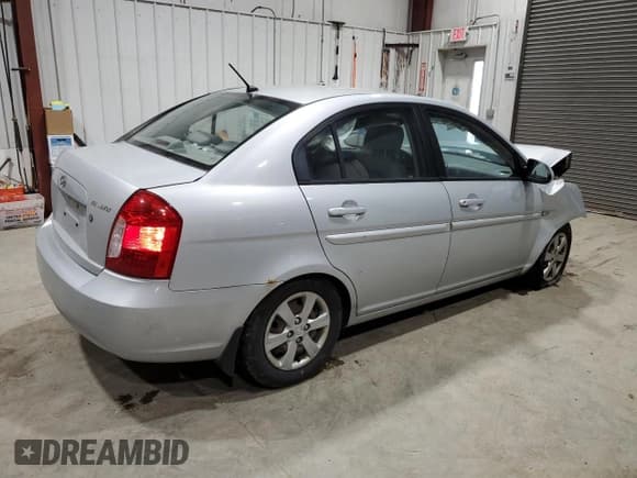 ✅ 2008 Hyundai Accent GLS • VIN: KMHCN46C98U204531 • Лот: 89265225. Опубликован ранее на Copart с пробегом 160 772 миль. Бесплатный доступ к архиву аукционных продаж из США и подробный отчёт об истории автомобиля на DreamBid. Изображение 3.