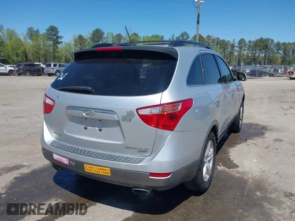 ✅ 2008 Hyundai Veracruz GLS • VIN: KM8NU13C38U031846 • Lot: 42055935. Listed on IAAI with 210,192 mi. Free auction sales archive from the USA and detailed vehicle history report at DreamBid. Image 4.