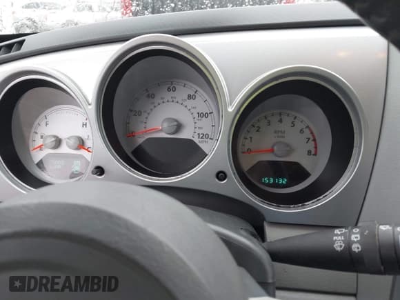 ✅ 2007 Chrysler PT Cruiser Limited • VIN: 3A8FY68B47T623526 • Lot: 41994985. Wystawiony na IAAI z przebiegiem 153 132 mil. Bezpłatny archiwum sprzedaży aukcyjnych z USA i szczegółowy raport historii pojazdu na DreamBid. Zdjęcie 7.