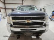 ✅ 2009 Chevrolet Silverado 2500HD Work Truck • VIN: 1GCHK44K59F190307 • Lot: 93268575. Listed on Copart with 112,704 mi. Free auction sales archive from the USA and detailed vehicle history report at DreamBid. Image 5.