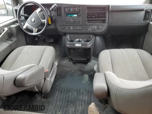 ✅ 2019 Chevrolet Express Passenger LS • VIN: 1GAWGEFG1K1334129 • Lot: 58387905. Listed on Copart with 40,557 mi. Free auction sales archive from the USA and detailed vehicle history report at DreamBid. Image 8.